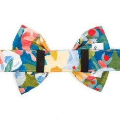 The Foggy Dog Wildflower Bow Tie Style