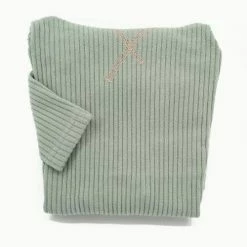 The Furryfolks High V-Neck Tee Sage