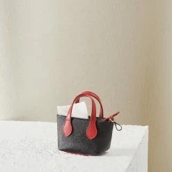 Shaya Clean Up Purse Ruby Walk