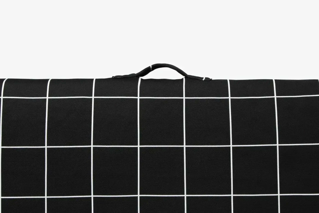 Brand new π€© LAY LO Black Grid π Dog Bed Or Bed Cover π 7 LAY LO Black Grid Dog Bed Or Bed Cover