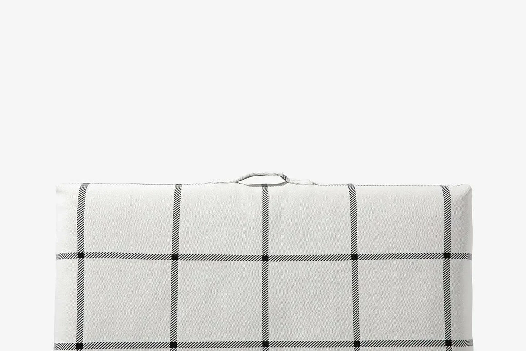Hot Sale 💯 LAY LO Live White Plaid 🐶 Dog Bed Or Bed Cover 🔥 6 LAY LO Live White Plaid Dog Bed Or Bed Cover