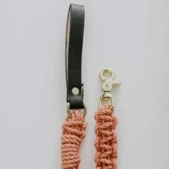 Macramama Macrame Leash Blush