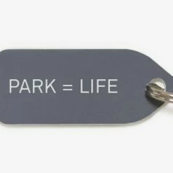 Growlees Park=Life Collar Charm Style