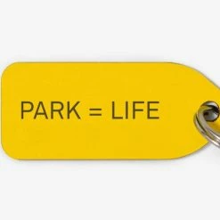 Growlees Park=Life Collar Charm Style