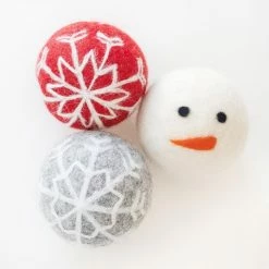 MODERNBEAST Holiday Beastball Toy Grey Live